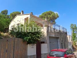 Houses (detached house), 141 m², almost new, Calle Noguera