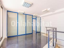 Alquiler oficina, 312 m², cerca bus y metro, Calle del dos de Maig