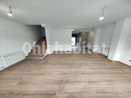  (unifamiliar adossada), 100 m², Calle de Canigó