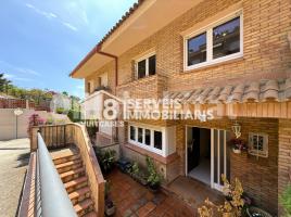 Casa (unifamiliar adossada), 290 m², prop de bus i tren, Paseo de les Monges