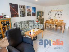 Apartament, 104 m², Calle del President Macià, 118