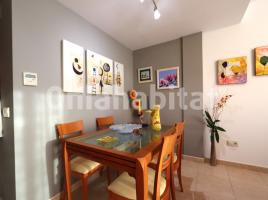 Casa (unifamiliar adosada), 199 m², seminuevo, Vía Augusta
