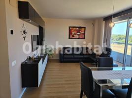 Piso, 133 m², cerca de bus y tren, seminuevo