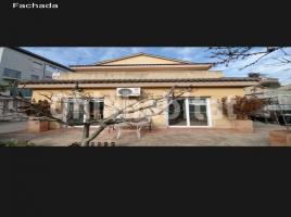  (xalet / torre), 144 m²