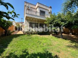 Houses (terraced house), 114 m², Zona