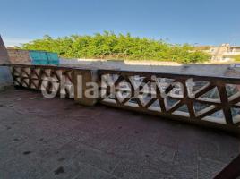 Property Vertical, 510 m², near bus and train, Calle del Nord