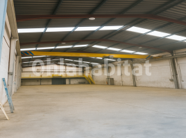 Nau industrial, 832 m²