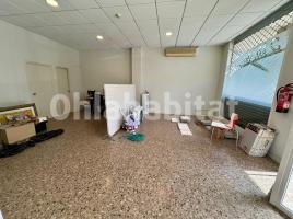 For rent otro, 64 m², near bus and train
