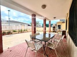 Casa (unifamiliar adosada), 87 m², seminuevo, Zona