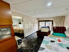 Piso, 61 m², cerca de bus y tren, Calle d'Irlanda
