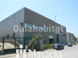 Industrial, 1400 m², Zona