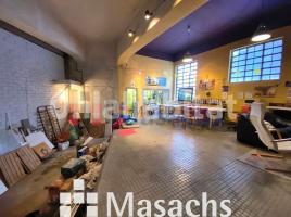 Business premises, 100 m², Zona
