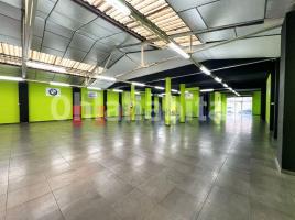 Local comercial, 464 m², Zona