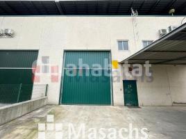 For rent industrial, 744 m², Zona