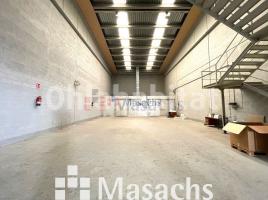 Industrial, 440 m², Zona
