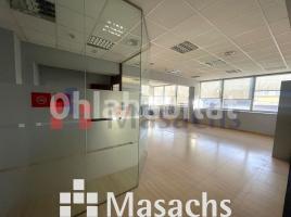 Louer , 85 m², Zona