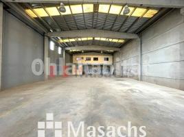 For rent industrial, 680 m², Zona