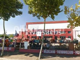 Nau industrial, 3500 m², Zona