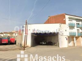 Louer , 500 m², Zona