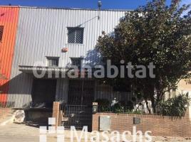 Industrial, 470 m², Zona