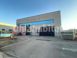 For rent industrial, 1114 m², Zona