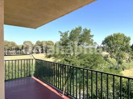 Piso, 61 m², Avenida Emporda