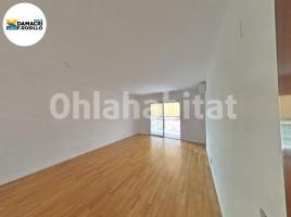 Piso, 78 m², cerca de bus y tren