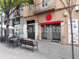 Property Vertical, 310 m², near bus and train, Paseo de Francesc Macià