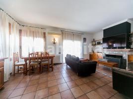 Casa (unifamiliar aislada), 115 m², cerca de bus y tren