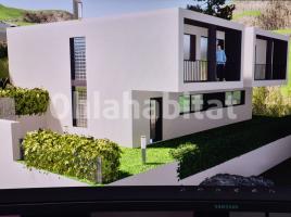New home - Houses in, 235 m², near bus and train, new