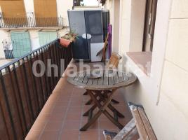 Piso, 82 m², cerca bus y metro, seminuevo