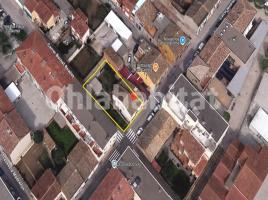 Urban, 344 m², Madrenys