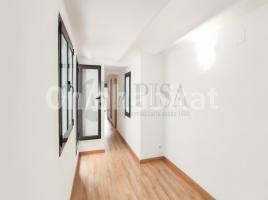 Alquiler ático, 50 m², cerca bus y metro