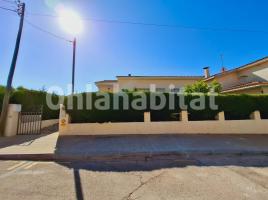 Houses (detached house), 102 m², near bus and train, Club de tennis