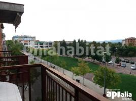 Pis, 134 m², près de bus et de train, JUNTO CTRA TERRASSA