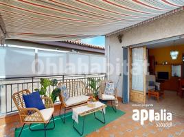 Houses (detached house), 226 m², near bus and train