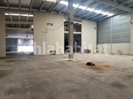 Nau industrial, 2100 m²