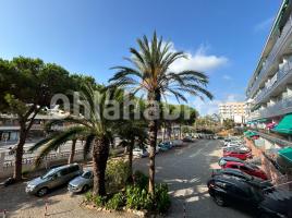 Apartament, 65 m², près de bus et de train, Fenals