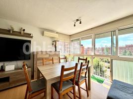 Flat, 77 m², near bus and train