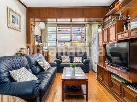 Flat, 80 m², near bus and train, Guineueta - Valldaura