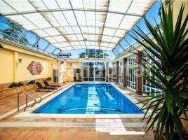 Houses (villa / tower), 1000 m²