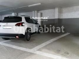 Louer , 10 m², Zona