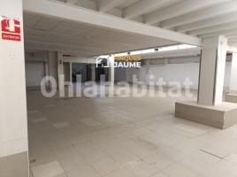 Business premises, 630 m², Zona