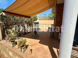 Casa (unifamiliar aïllada), 268 m², prop de bus i tren, seminou