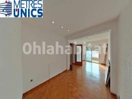 Piso, 110 m², cerca de bus y tren, Calle de Sant Cugat
