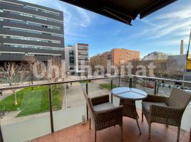 Piso, 73 m², cerca de bus y tren, seminuevo