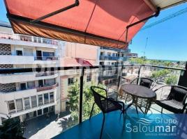 Pis, 136 m², prop de bus i tren