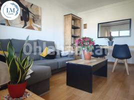 For rent flat, 85 m², near bus and train