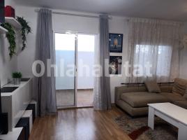 Flat, 70 m², near bus and train