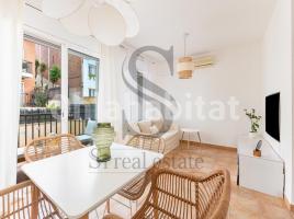 Pis, 81 m², près de bus et de métro, Calle d'Arenys